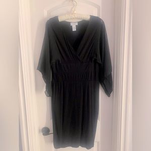 Carmen Marc Valvo Black V-Neck Dress w sheer sleeves like new